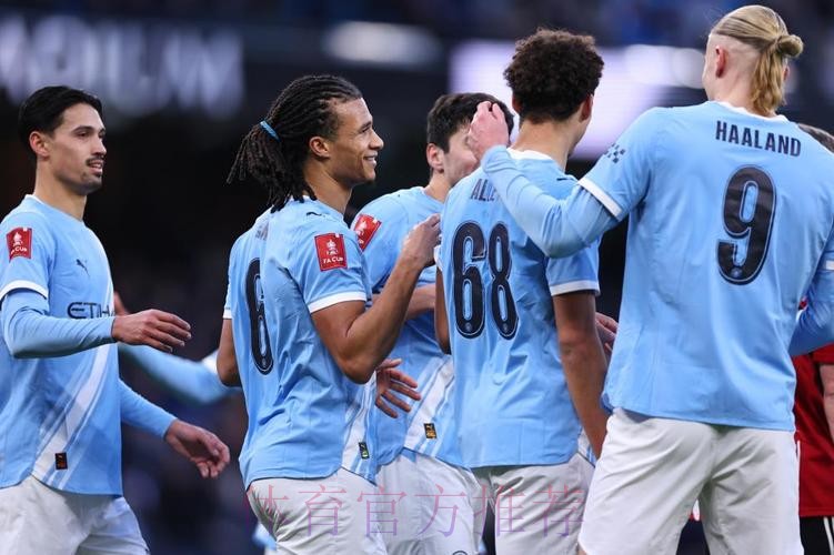 英格兰足总杯第3轮：塞梅尼奥首秀传射 曼城10-1埃克塞特城